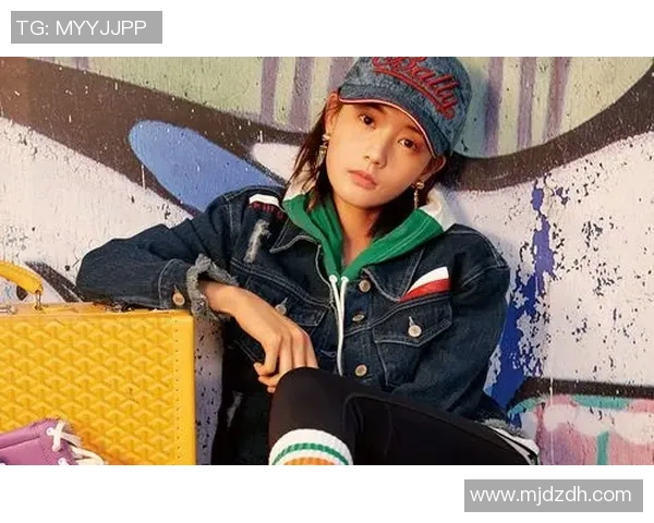 时尚与运动结合足球明星背心推荐给女性球迷的完美选择 时尚与运动结合足球明星背心推荐给女性球迷的完美选择