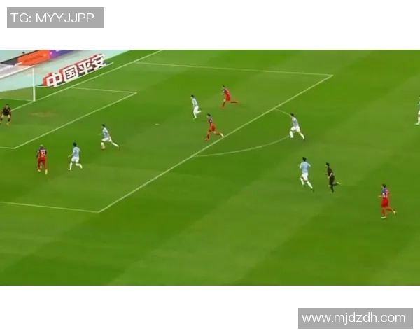 热议足球：重庆足球队的战术变革